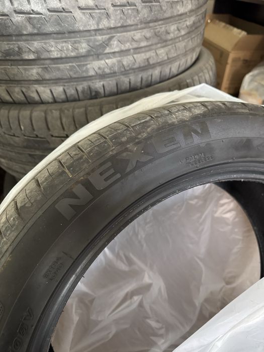 Nexen  255/45/20