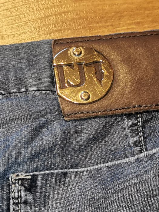 Jeans Trussardi dama, ca noi, subtiri, lyocell, mar. 29 (80 cm.talie)