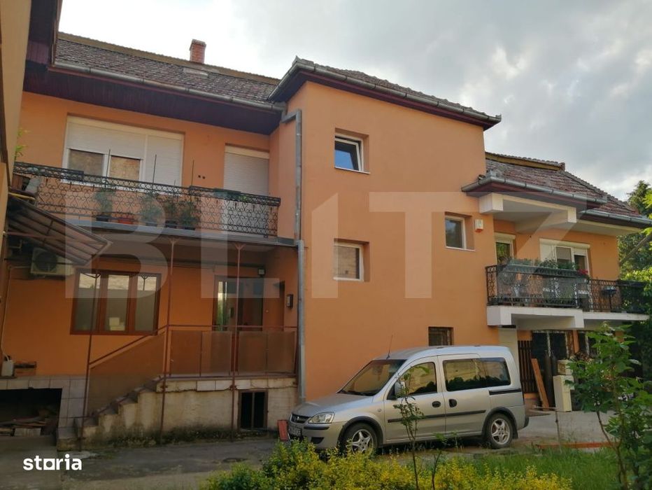 Casa de vanzare, 241.20 mp, zona Centrala