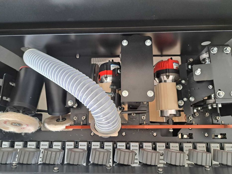 Професионална кантираща машина