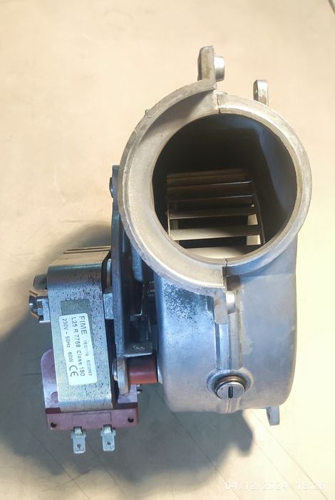 Ventilator Ariston Clas 35kw putere 60w