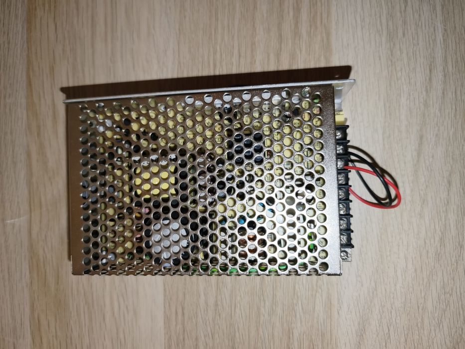 Захранване (Оригинално)Mean Well AD-55A 13.8V  / 3.5A