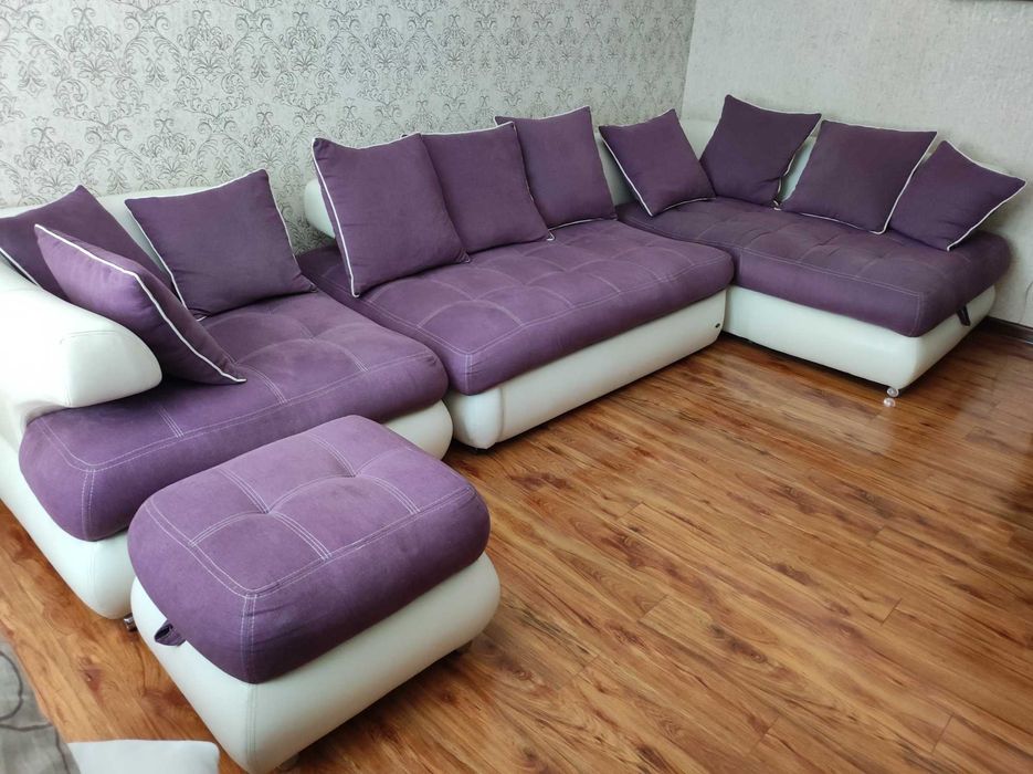 Продается большой диван