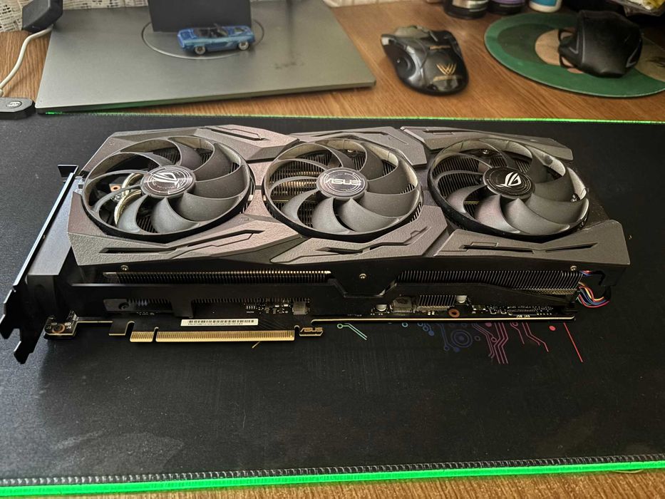 Nvidia RTX2080 TI ASUS -ROG -STRIX- 011G- Gaming