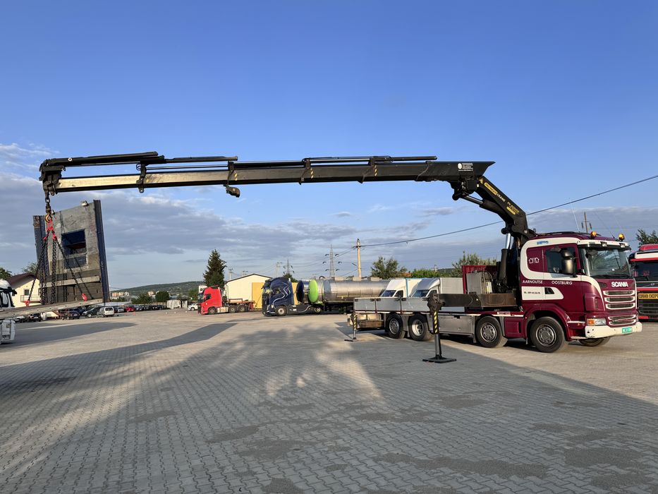 Servicii inchiriere macara transport containere incarcare descarcare