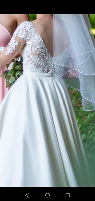 Vand rochie mireasa xs