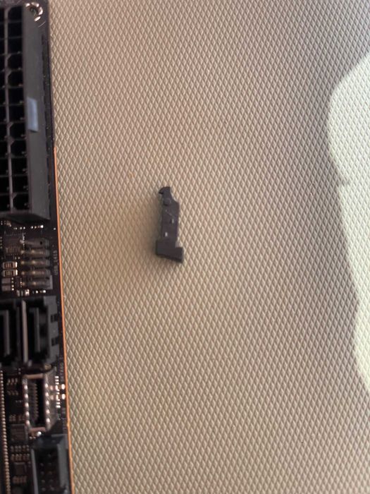 Placa de Baza Asus ROG Strix B650E-I Gaming Wifi - DEFECT -