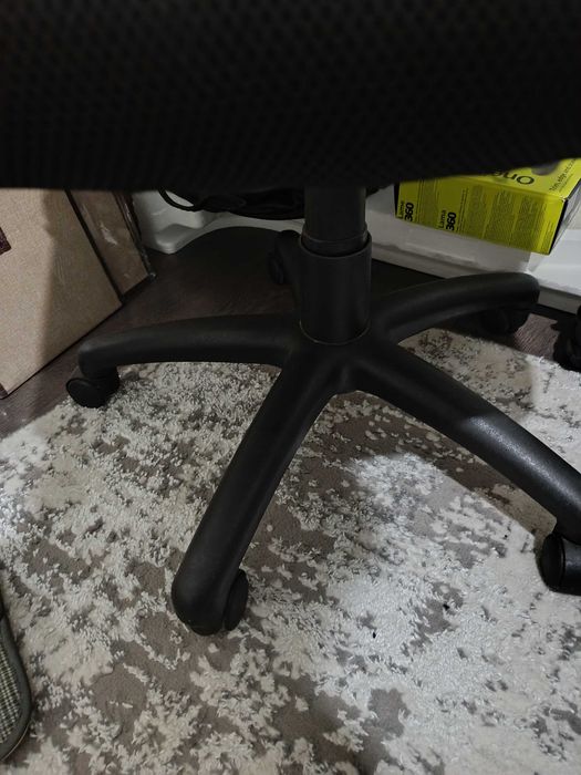 Кресло офисное на реставрацию