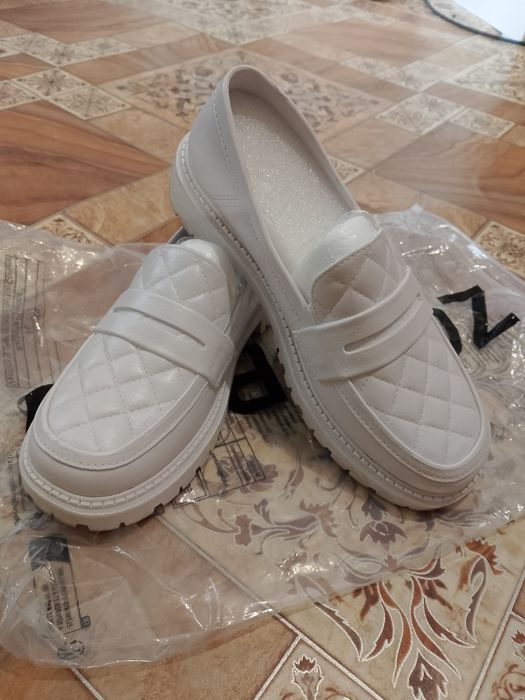 Срочно продам туфли мужские