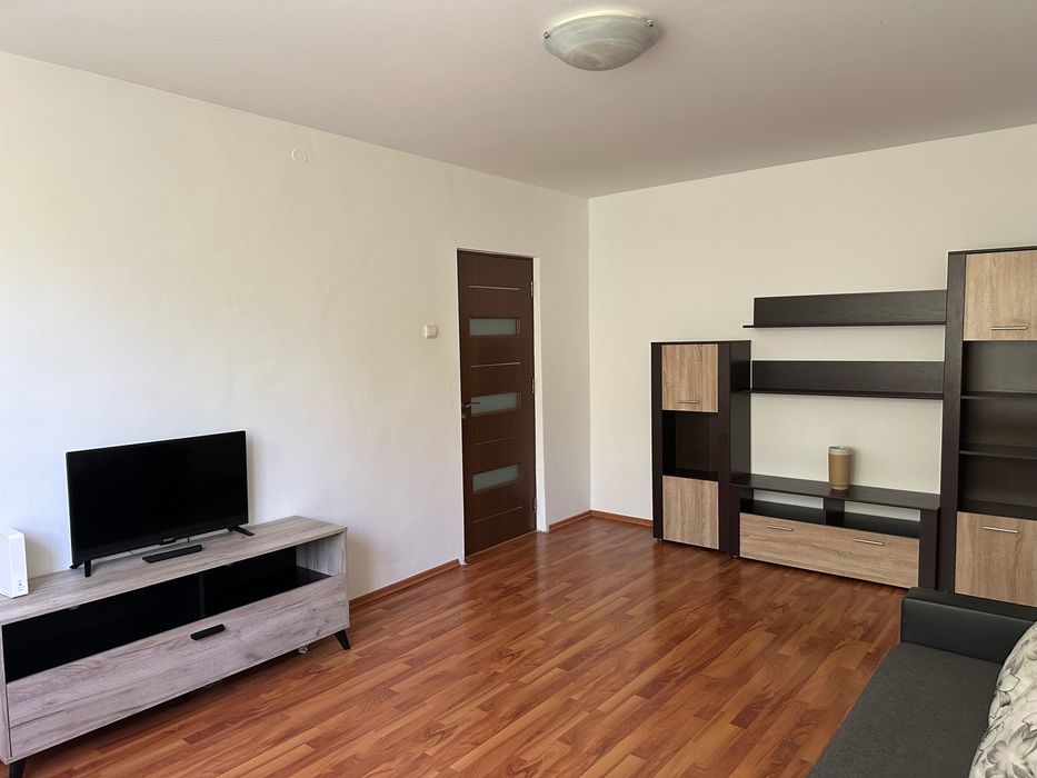 Apartament 2 camere de închiriat
