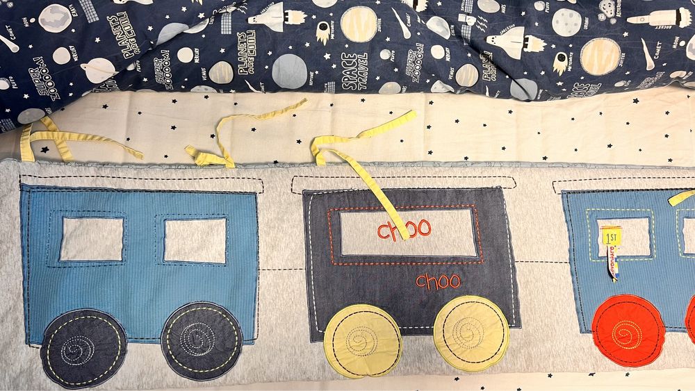 Обиколник за бебе момче Mothercare