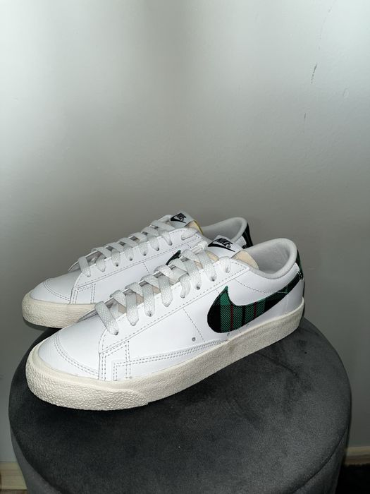 “Nike BLAZER 77 BRM”