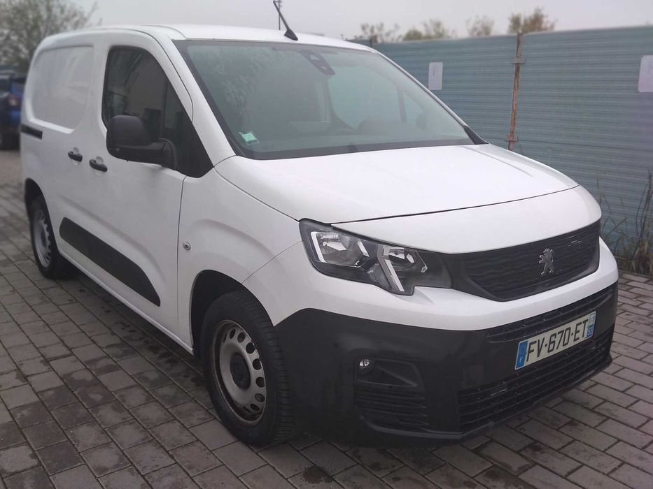 Peugeot Partner / AUTOMAT / 2020 / 126000 KM