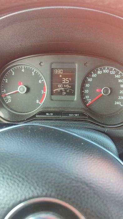 Продам Volkswagen Polo 2015