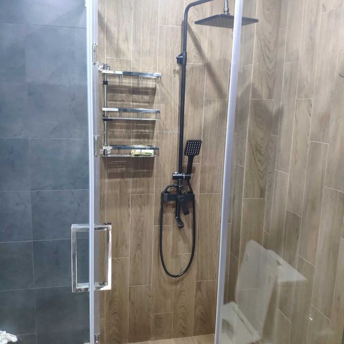 Кафельщик ( ПЛИТОЧНИК )