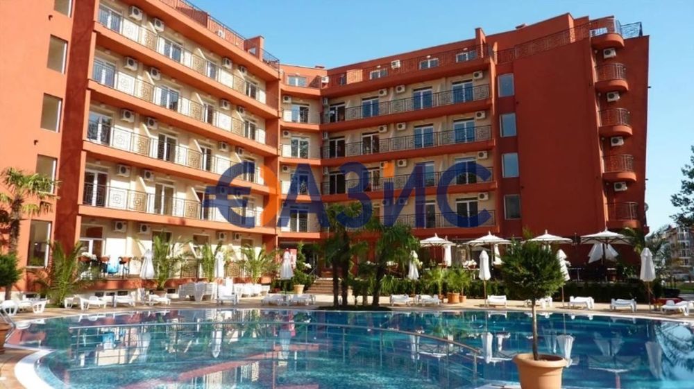 Продава се Тристаен апартамент в к.к. Слънчев бряг - 70 кв.м за 1086 €/кв.м - Снимка #13