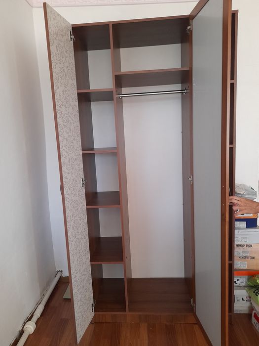 Шкаф продам в хорошем состоянии