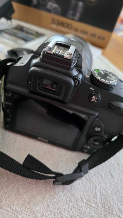 Фотоапарат Nikon D3400 + обектив Nikkor 18-105mm VR