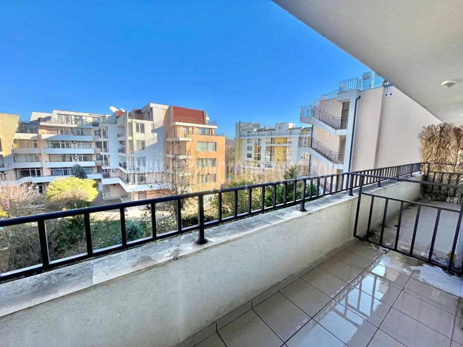 Продава се Двустаен апартамент в к.к. Слънчев бряг - 52 кв.м за 1133 €/кв.м - Снимка #9