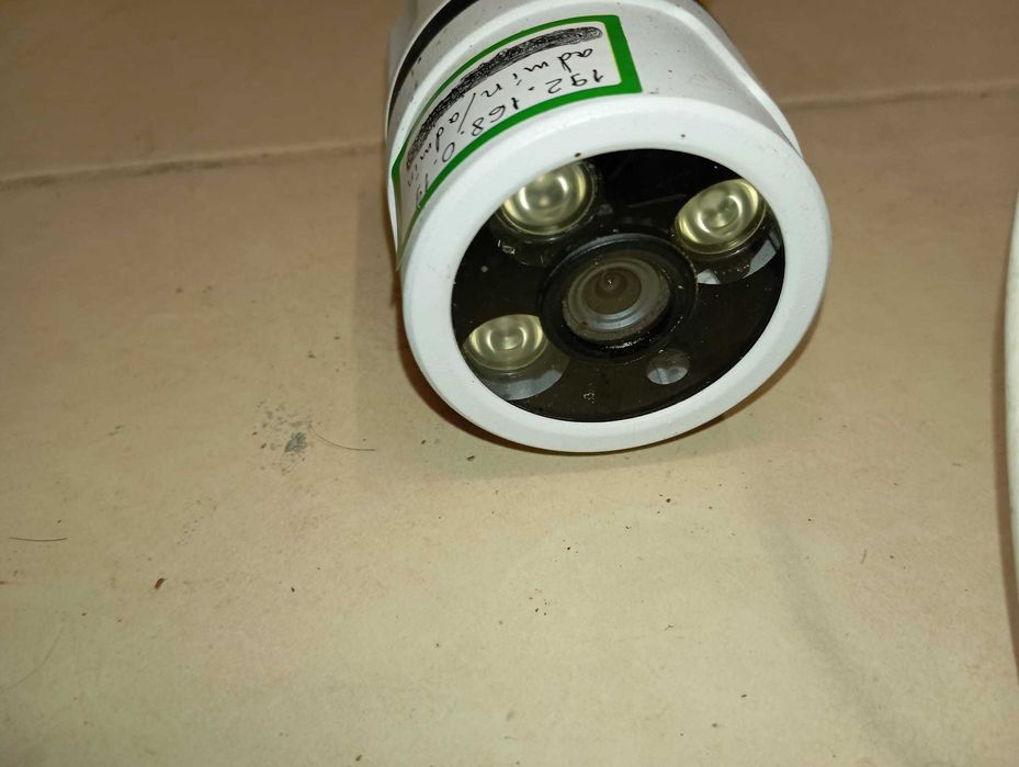 5 camere IP 2MP + 1 camera IP de 5MP