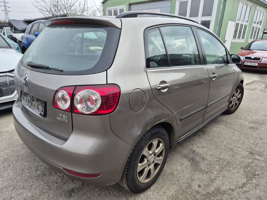 Dezmembram Golf 6 Plus 2010 1.2tsi CBZ