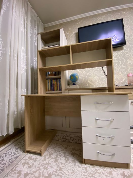 Компьютерный стол