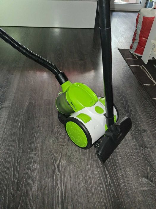Прахосмукачка Ayco ACVC-1331