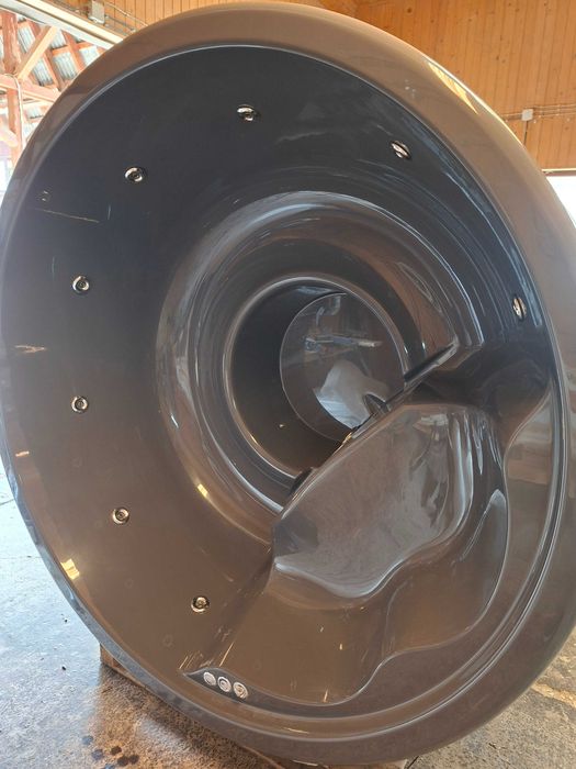 Gradinska vana, dzhakuzi, vana ot fibrostŭklo podvizhna vana