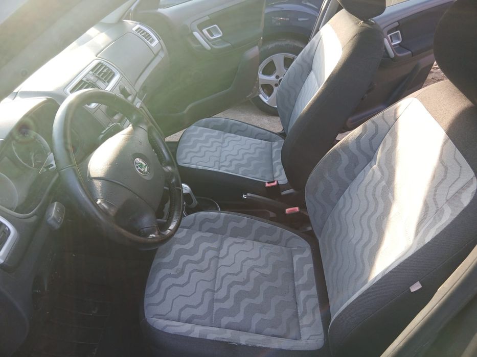 – SKODA Roomster 2010/ 1.4 Benzina


– SKODA Roomster 2010/ 1.4 Benzin