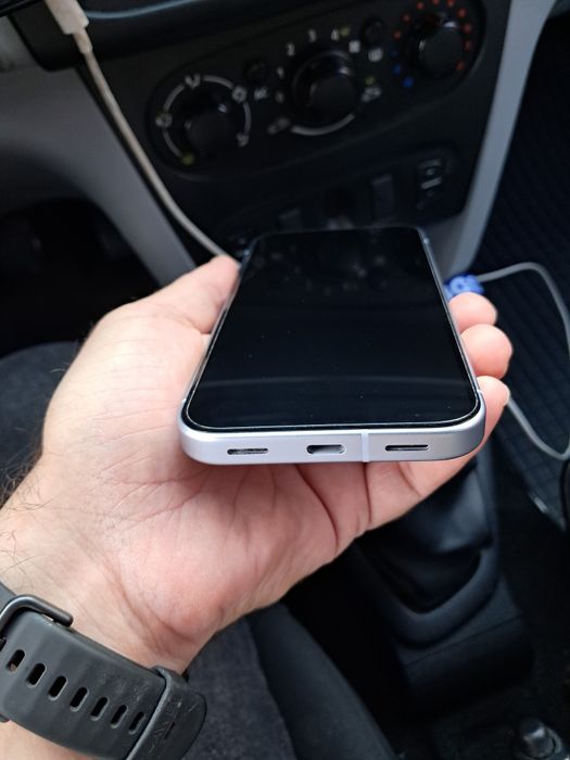 Google Pixel 10 ca nou 50 cicluri incarcare