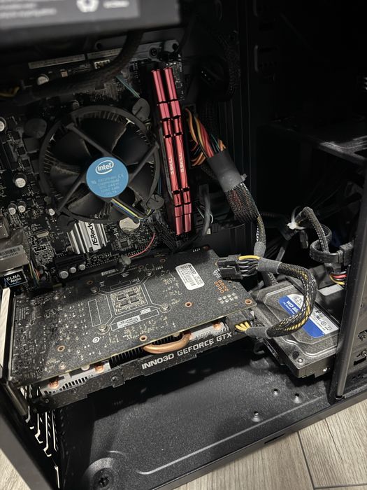 Pc Gaming si Monitor