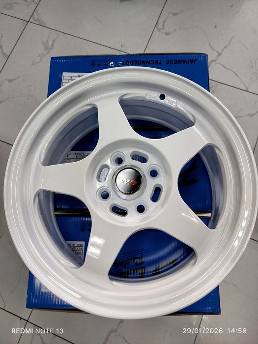 Diska sotiladi 4ta aybi yoʻq yengi