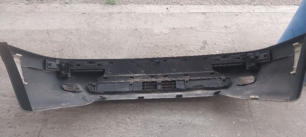 Бампер Ауди 80 Б3 Оригинал Audi B3