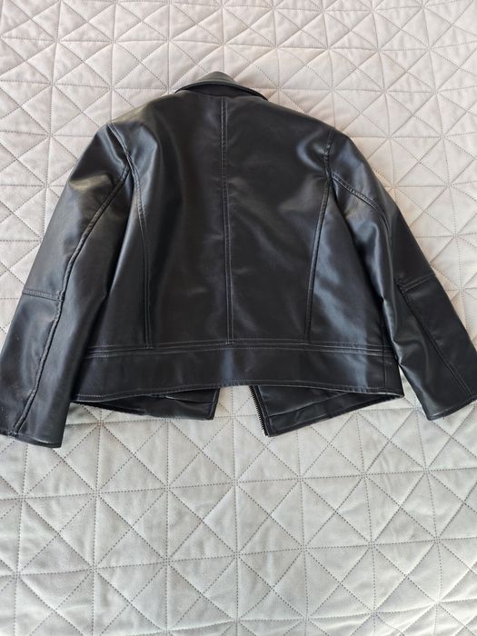 Якета Zara за момиче на 8-9 години, 130 см