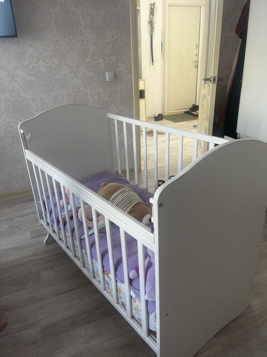 Продам детскую кроватку