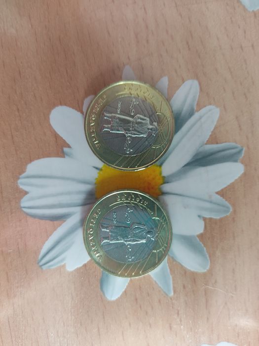 Продам коллекционные монеты