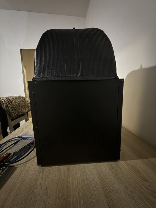 3D-принтер почти новый + 2 катушки пластика в подарок
