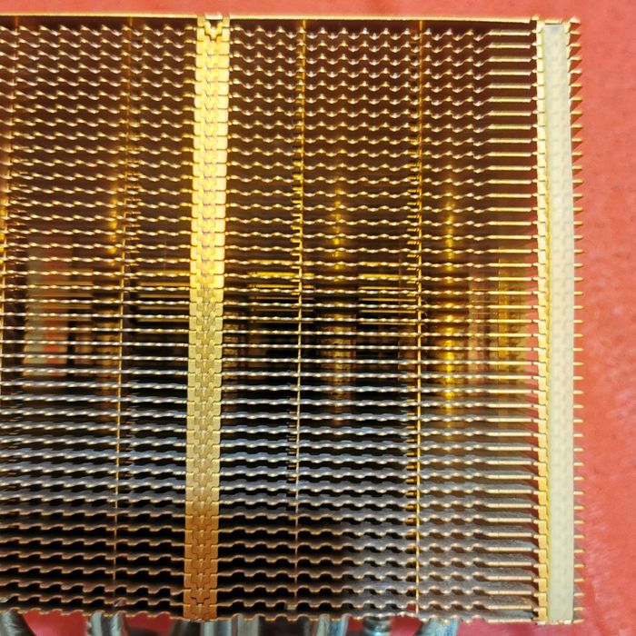 Cooler phanteks ph-tc14pe de 15 cm a fost folosit puțin