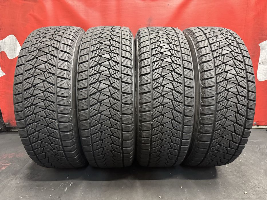 225 65 17, Зимни гуми, Bridgestone BlizzakDM-V2, 4 броя