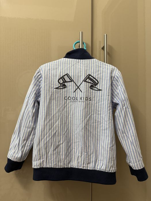 Geaca Mayoral cu 2 fete, impecabila, marimea 110