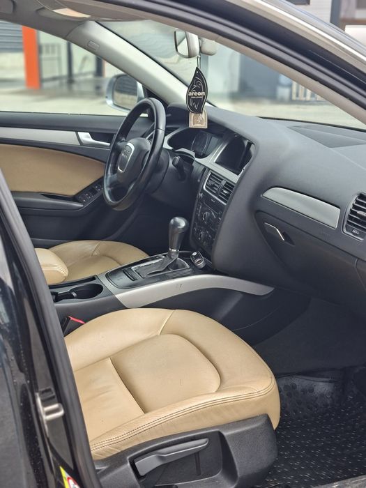 Vand /Schimb Audi A4 2.0 TDI 2009 Automat 143 CP