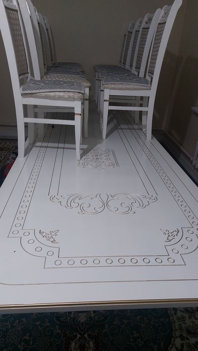 стол и стуля хор