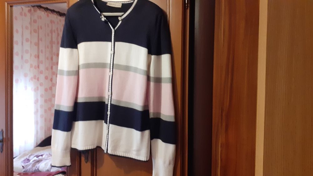 Трицветна жилетка