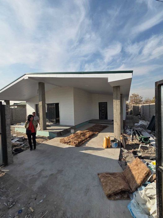 Продаётся дом с участком , улица олтинтопган