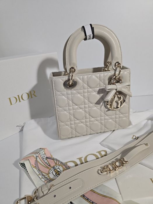Налична чанта Lady Dior
