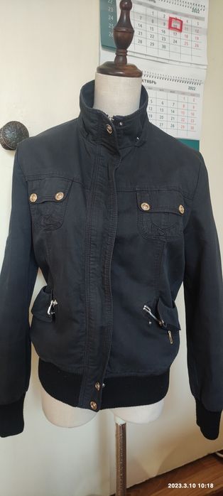 Куртка ветровка на мальчика.