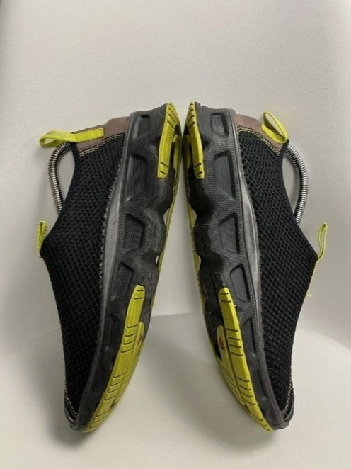 Salomon nr 43.5-44 adidași cu plasă