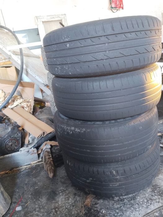 Продам шины в комплекте