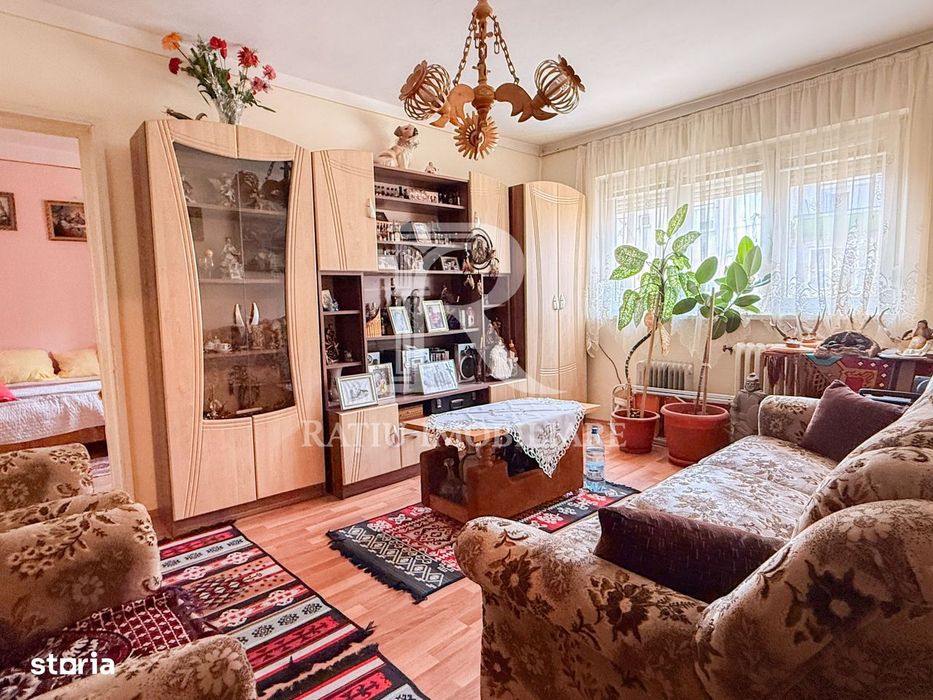 Apartament cu 3 Camere Decomandat | Aleea Călinului | Oradea