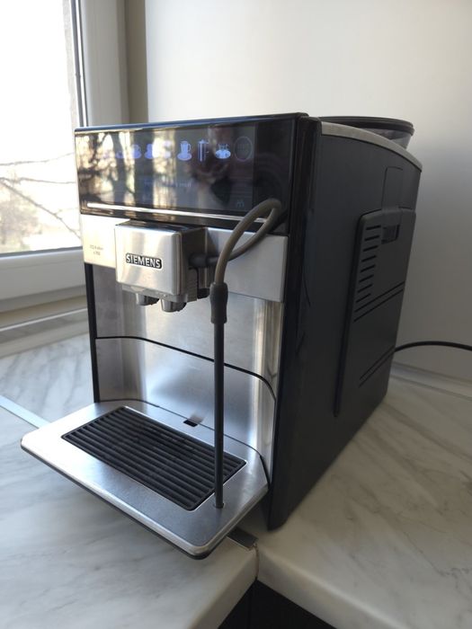 Кафе автомат Сименс EQ6 S700